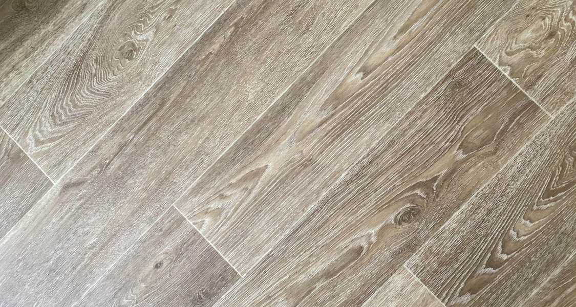 Glue Down Vinyl Flooring Installers Tulsa